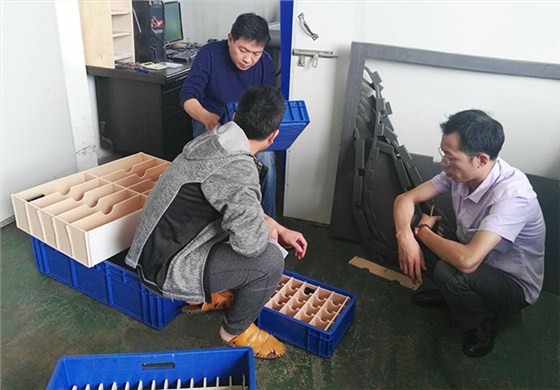 中空板內包材-設計現(xiàn)場