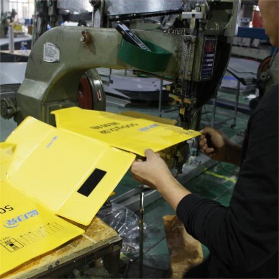 藍(lán)月亮周轉(zhuǎn)箱 (4)11