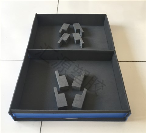 EVA中空板內(nèi)襯刀卡