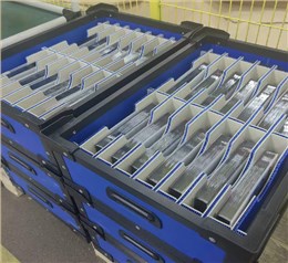 電池片劃片承載中空板周轉(zhuǎn)箱