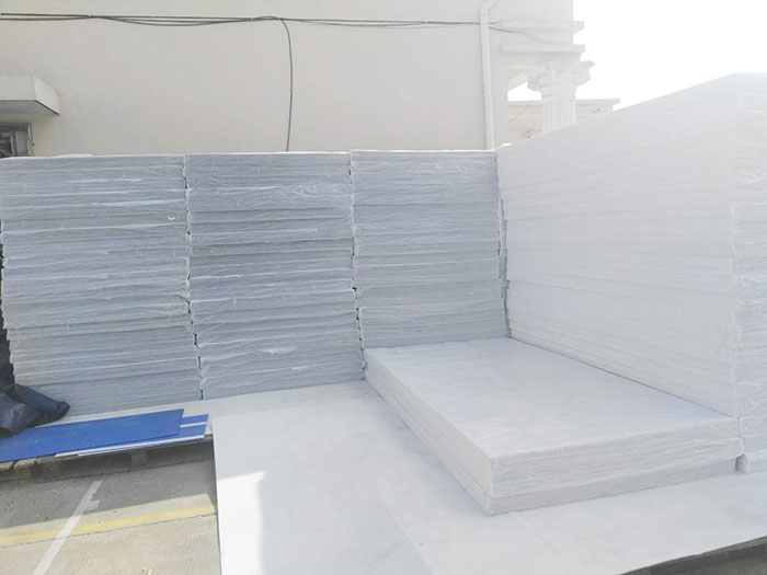 外貿(mào)中空板出貨2 外貿(mào)中空板出貨2