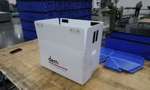 匯源塑膠出口中空板箱-1